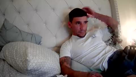 toomuchsmoke online show from November 17, 2:03 am