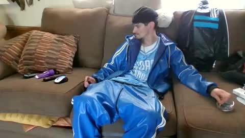 SagMeOreduceMe online show from November 5, 8:22 pm