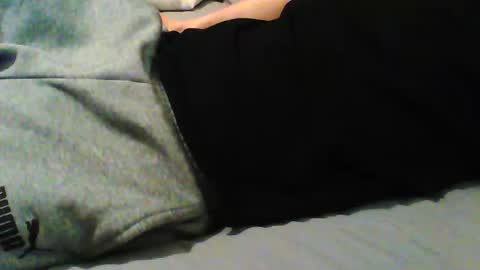 trackielad online show from December 1, 8:50 am