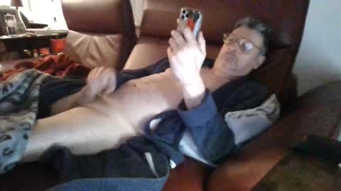 trebgeis1 online show from March 7, 5:05 am