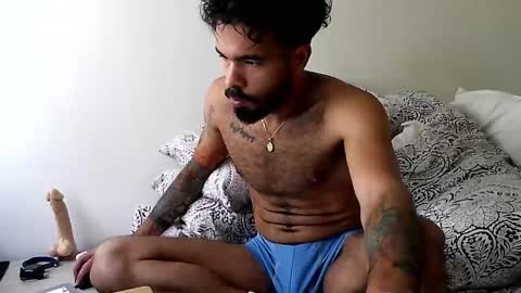 Hunter man online show from February 5, 5:32 pm