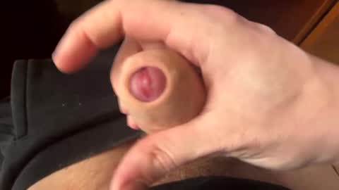 Snapshot of tree553 chatting on March 11, 3:45 pm tree553 online show from March 11, 3:45 pm