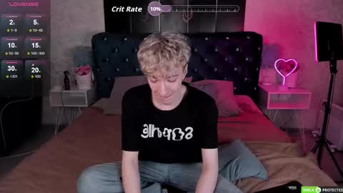 TrevorBenson online show from November 14, 4:48 am