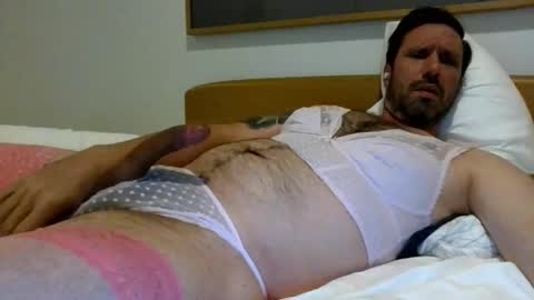 triciawu22 online show from February 13, 3:13 am