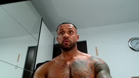 tridentmuscles online show from November 24, 11:39 pm