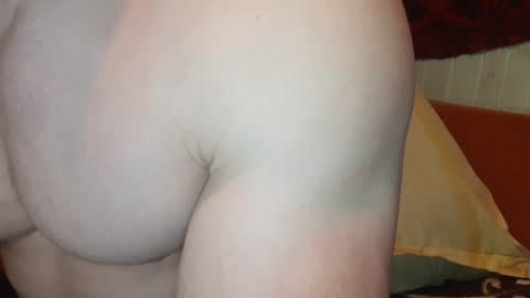 Snapshot of troncq chatting on December 6, 3:22 pm Troncq online show from December 6, 3:22 pm