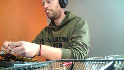 truble_78 online show from February 19, 10:01 am