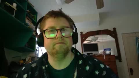 Snapshot of true_manofworth chatting on December 7, 6:37 pm HandicappedLaugher online show from December 7, 6:37 pm