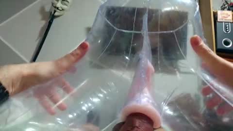 trukutrunks1 online show from January 5, 9:40 pm