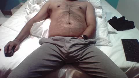 trvling_paul online show from December 14, 11:39 am