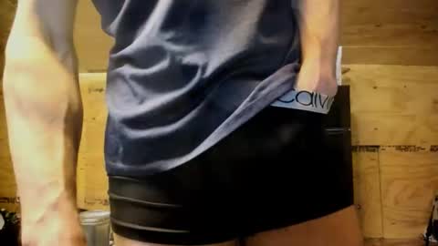 tryingtogetbackup online show from December 21, 1:24 am