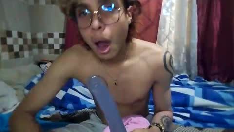 tubebecito12 online show from November 19, 1:05 am