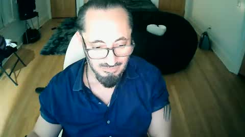 tuscan_taurus online show from March 17, 5:54 am