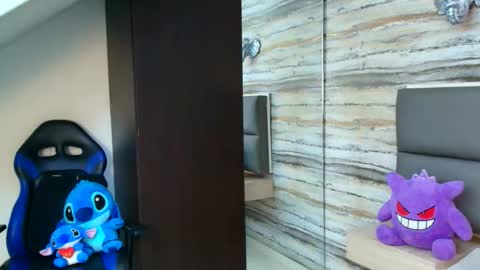    online show from December 21, 4:20 am