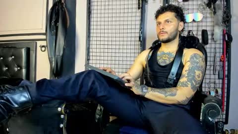 Clio  Tadeo online show from February 10, 7:02 am