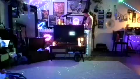 twoguys1wifi online show from April 18, 10:42 pm