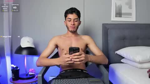 Tyler Fox online show from February 24, 10:43 pm