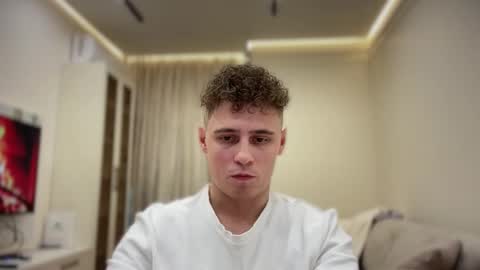 tyler_garrner online show from November 5, 3:36 pm