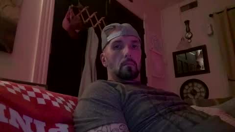 Snapshot of tywinn68 chatting on October 15, 3:25 am tywinn68 online show from October 15, 3:25 am