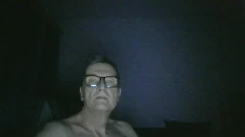 ulmeni4 online show from June 28, 9:43 pm