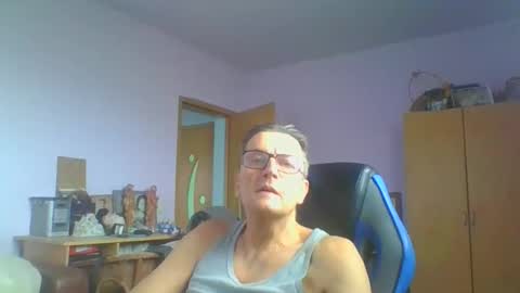 ulmeni7 online show from November 21, 8:57 am