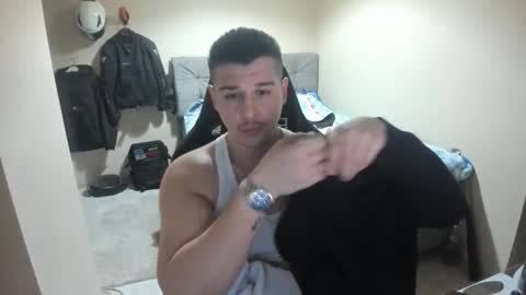 hi im mike tyson -  online show from April 22, 9:30 pm