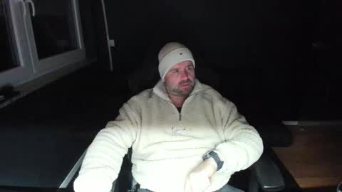 Uncle Bear online show from March 26, 9:30 pm