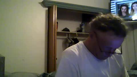 unclemuff online show from June 28, 10:05 pm