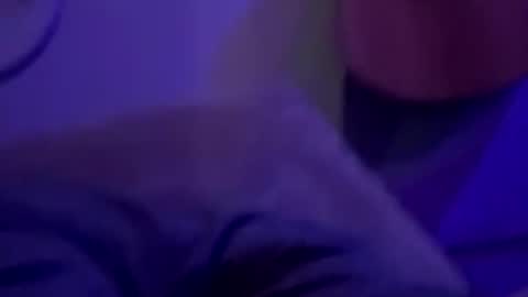 uncuttruss online show from December 16, 10:44 am