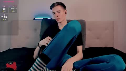 Kyle online show from November 9, 3:49 pm