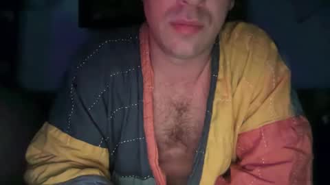 Snapshot of universalstudihoes chatting on March 1, 12:12 pm universalstudihoes online show from March 1, 12:12 pm