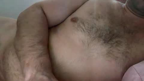 universalstudihoes online show from April 29, 8:15 pm