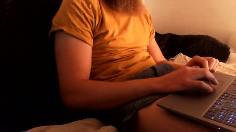 unknownbeard89 online show from March 9, 11:47 am