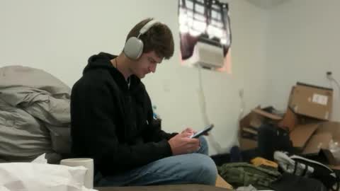 Stepbro online show from February 25, 1:34 pm