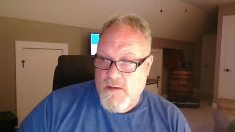 up2later online show from October 2, 3:32 am