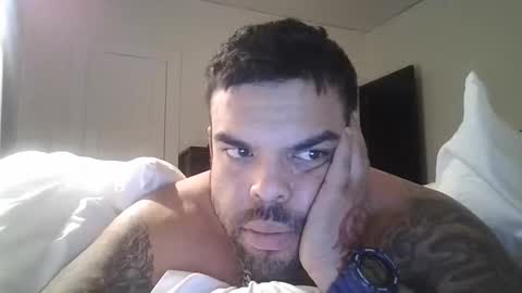 uppymn online show from January 14, 1:47 am