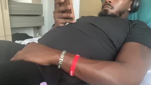 urbandick5 online show from March 19, 12:30 pm