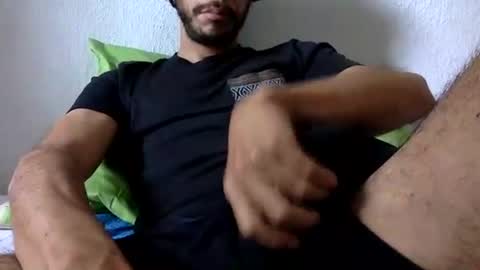 Snapshot of urbestbigdick chatting on January 4, 9:41 pm urbestbigdick online show from January 4, 9:41 pm