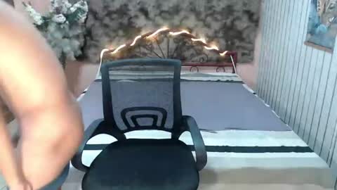 urdreamboy_doms online show from July 1, 4:02 am