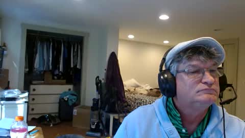 Gregor online show from October 2, 6:01 pm