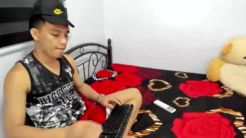 urfucker_vinz online show from March 15, 2:23 pm