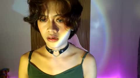 urgoddess_troy online show from February 24, 4:02 am