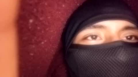 Uriel sgueme en ig  online show from December 18, 4:53 am