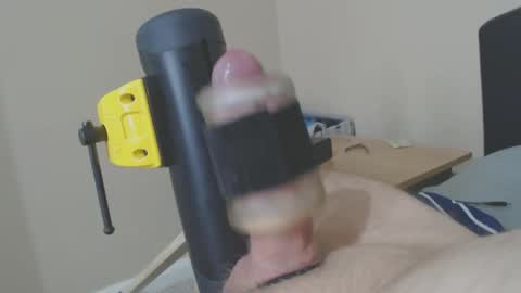 usedtoy72 online show from April 3, 10:01 am