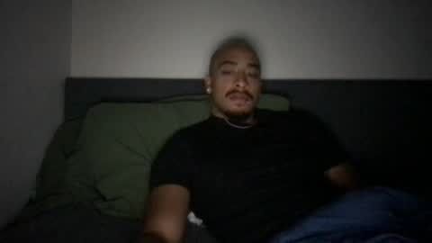usermaneee589 online show from October 14, 6:53 am