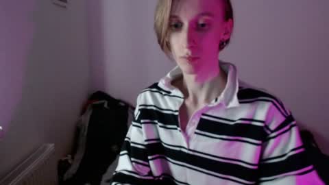 Excuse me online show from December 24, 3:26 pm