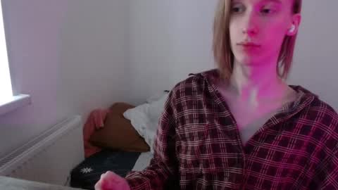 Excuse me online show from September 18, 4:36 am