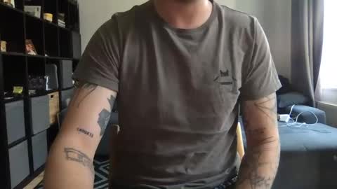 uwantitno online show from February 19, 7:17 am