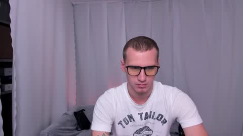 Vance online show from December 10, 6:54 am