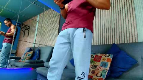 Vans Ross online show from March 17, 7:49 pm